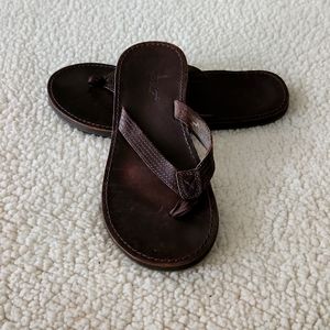 American Eagle Outfitters women's flip-flops